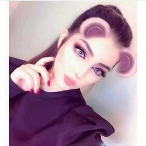 Meet your Posher, Ghada